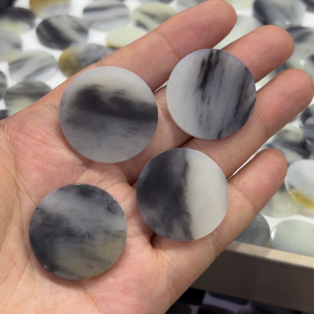 颈饰未镶嵌和田玉青花牌子。多样性拍一发一