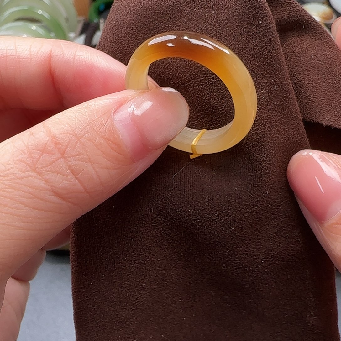 和田玉未镶嵌颈饰18