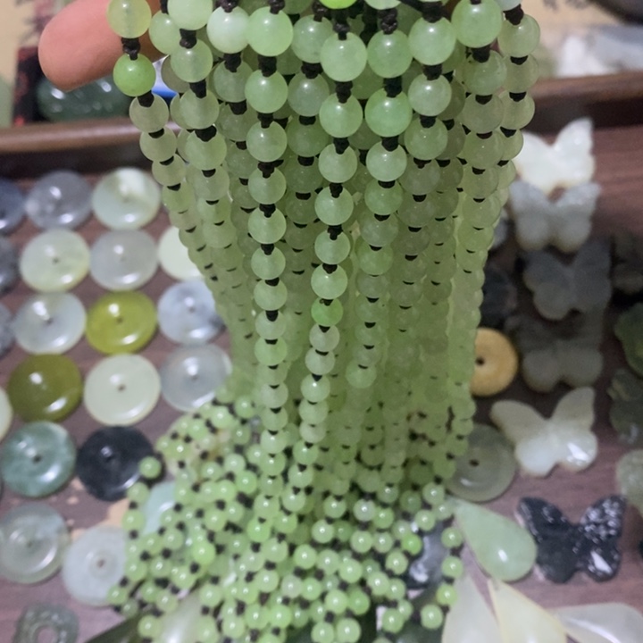 蛇纹石玉未镶嵌天然岫玉