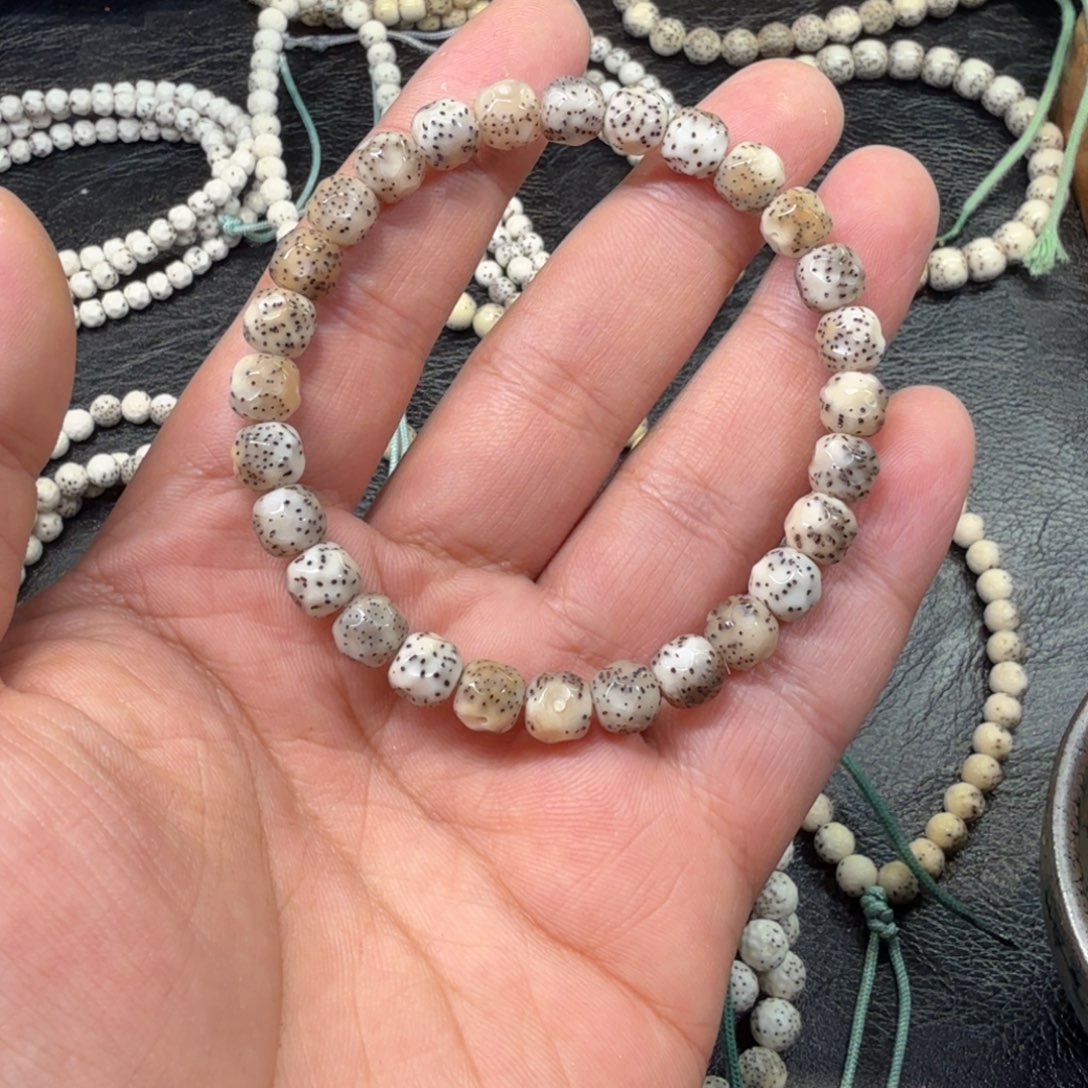 史***奇手串星月菩提8改无相单圈冰料。