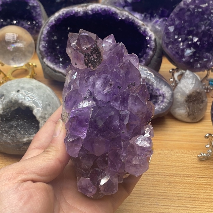 紫晶钛晶摆件未镶嵌
