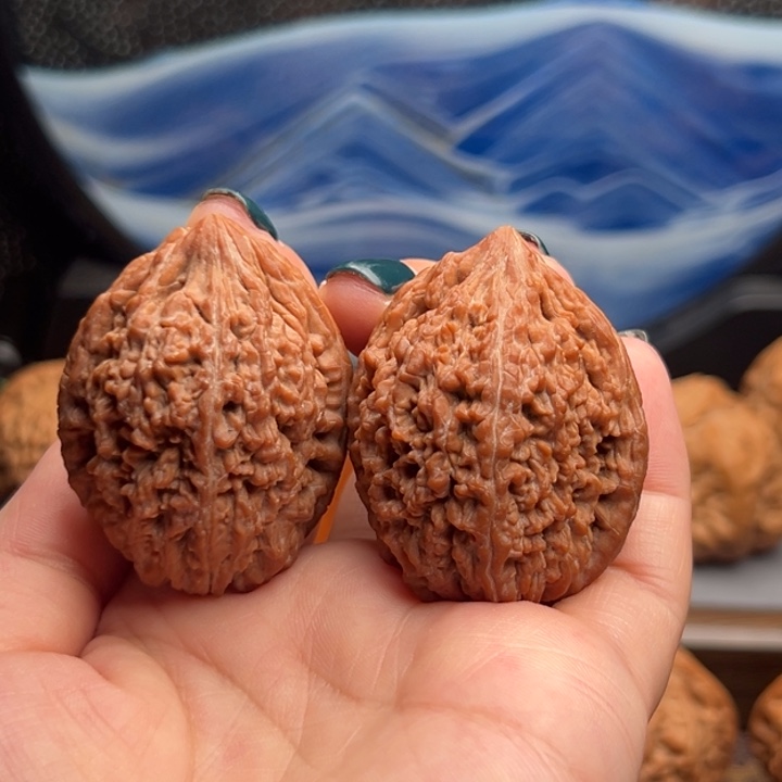 扬***航吊坠桃核文玩大蒜头