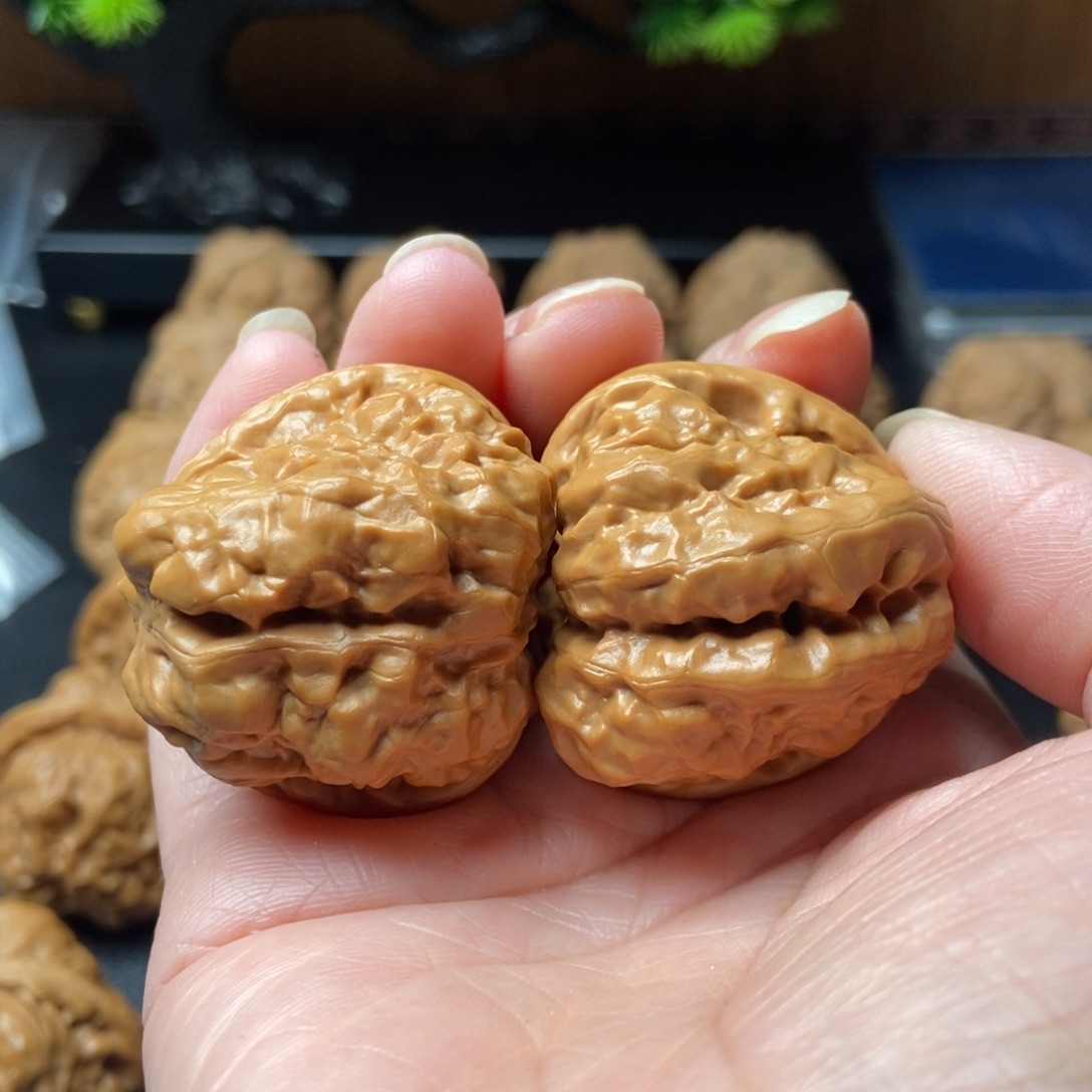 茶***生把件文玩核桃蛤蟆头