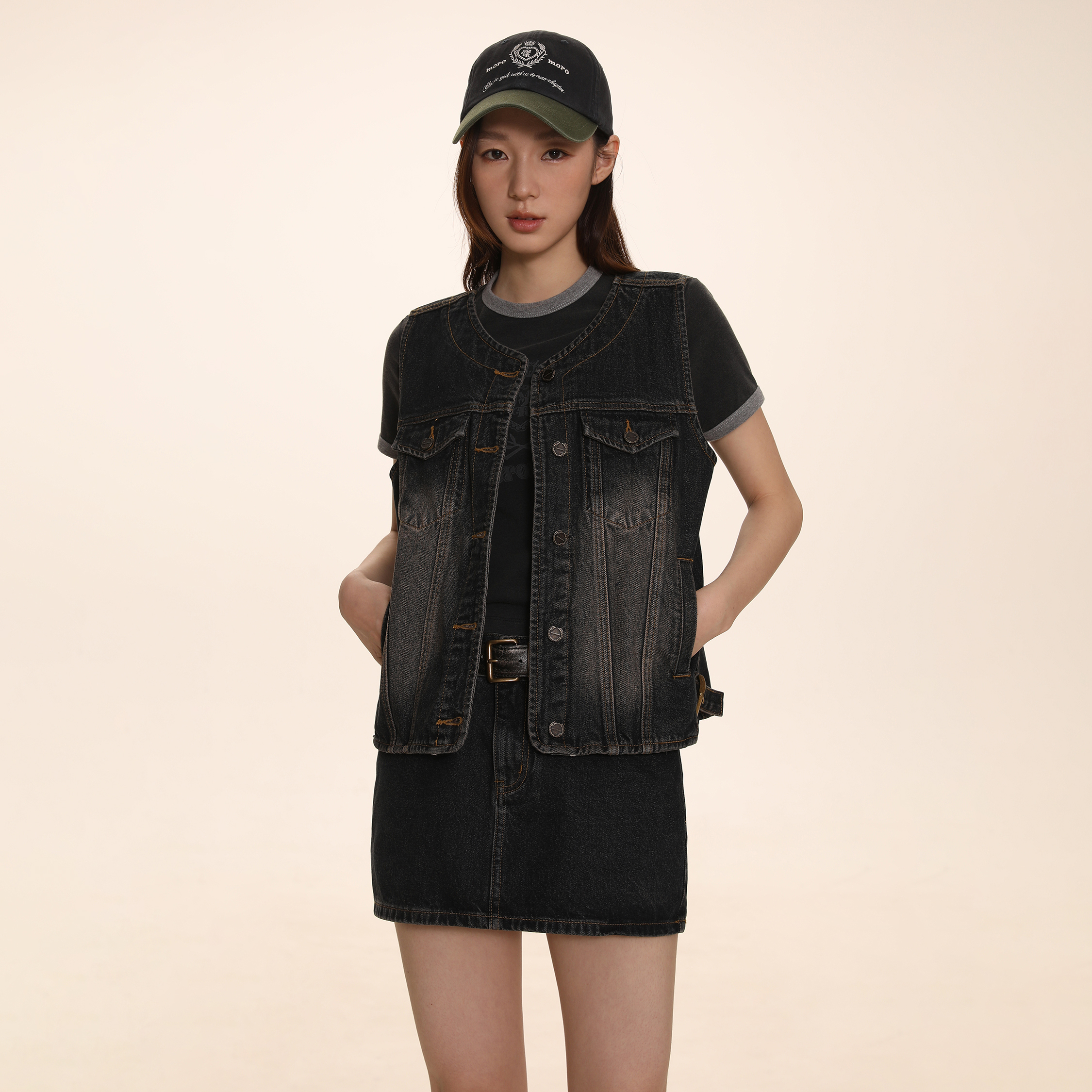 Moromoro美式复古学院风织唛牛仔马甲背心女春季休闲叠穿上衣外套