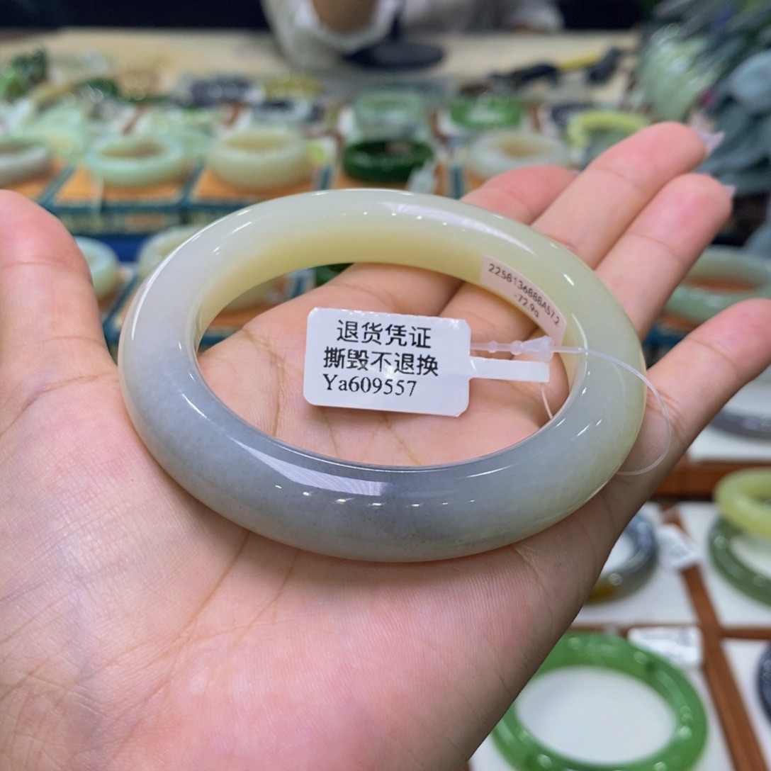 未镶嵌手镯和田玉和田玉且末青花5758