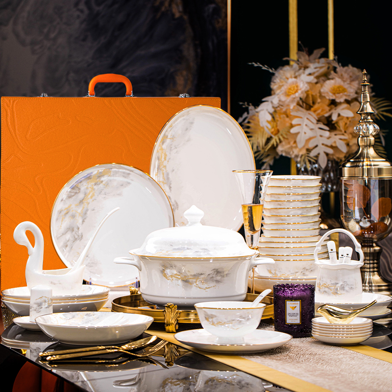 高档景德镇碗碟套装家用陶瓷碗盘餐具一套轻奢厨房餐具全套乔迁礼