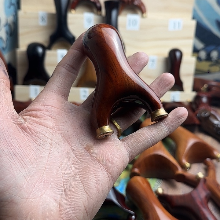 T***S19号瑕疵紫檀小宝