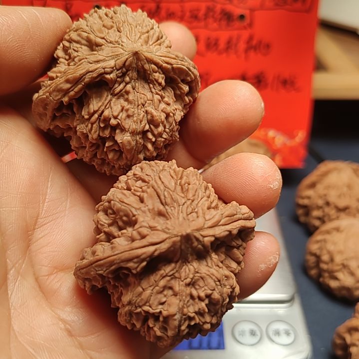 文玩核桃把件41的全品满天星