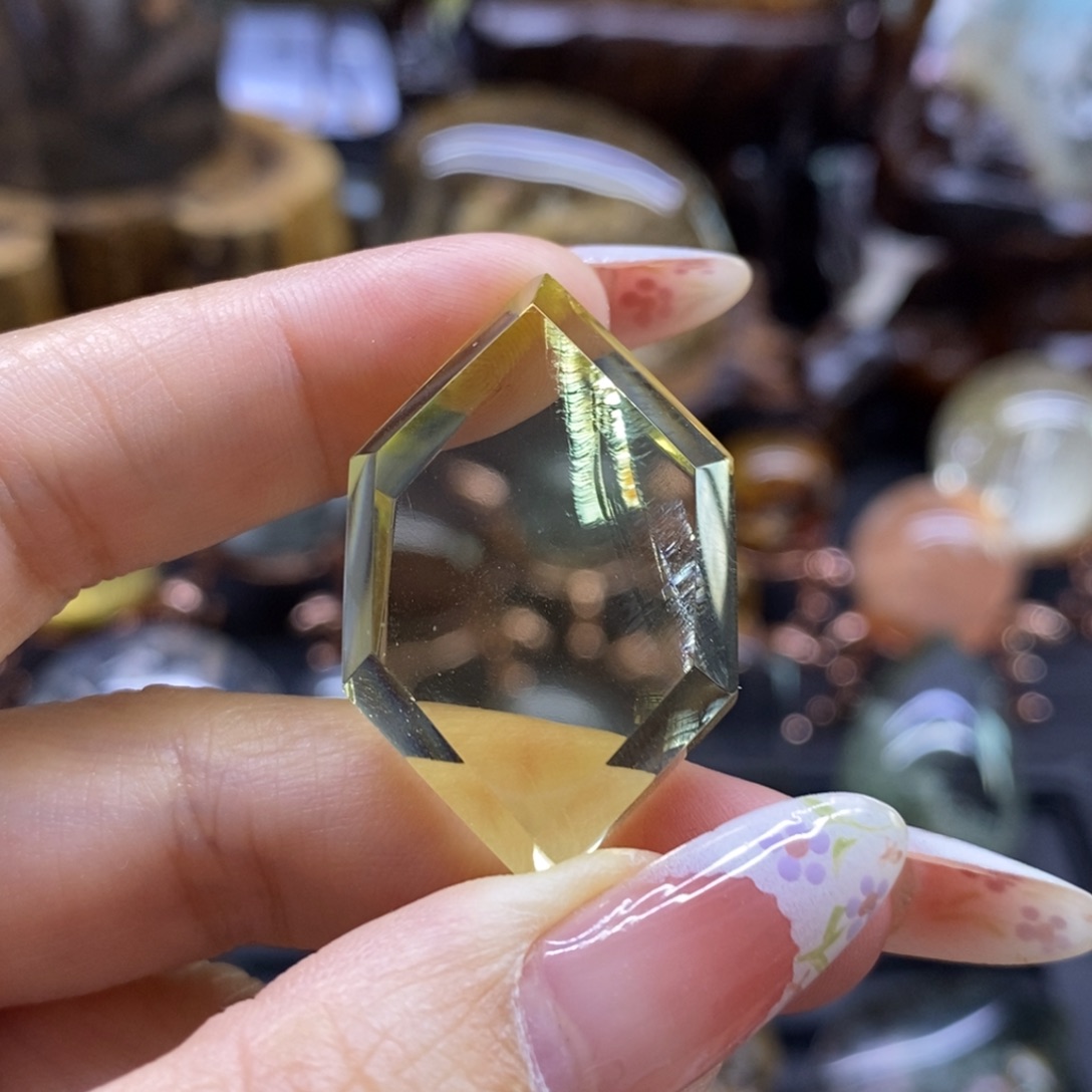 未镶嵌珠宝半成品水晶