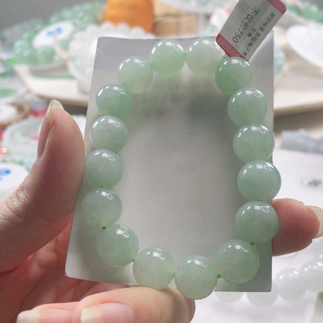 若***见翡翠未镶嵌手链手串12+