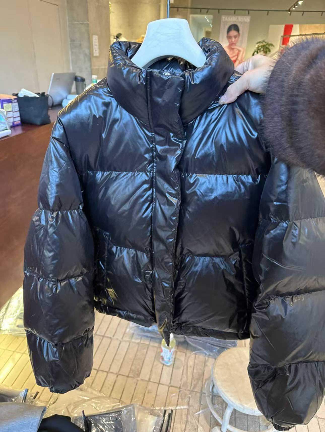 【芬芬studio】短款黑白外套