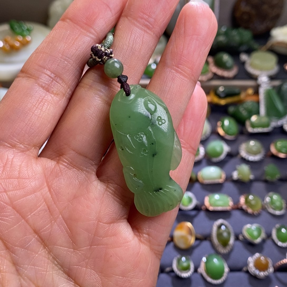 和田玉挂件未镶嵌