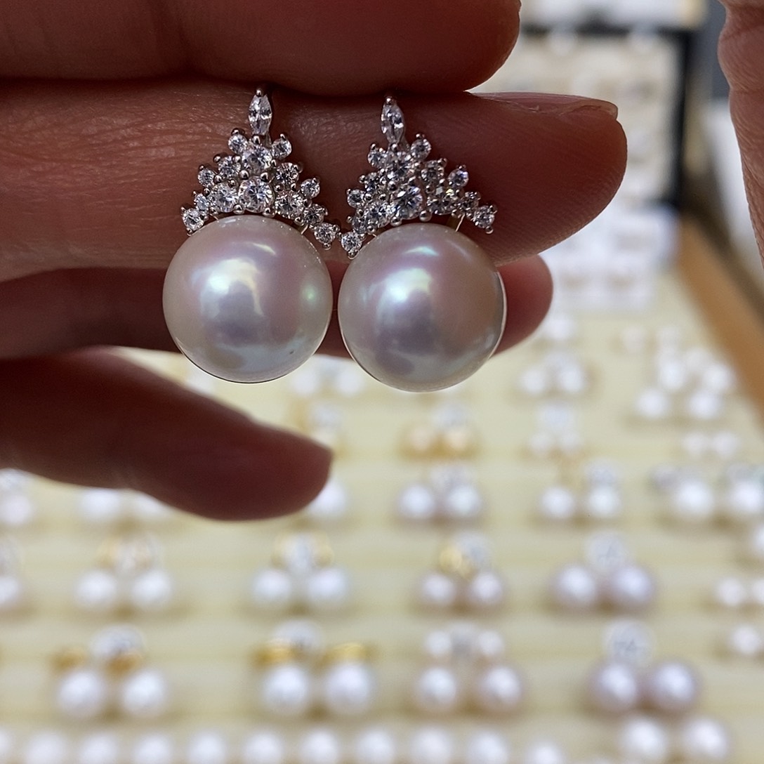 淡水珍珠耳饰18K金镶嵌