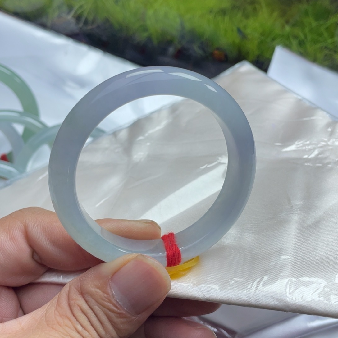 翡翠未镶嵌手镯51.7糯冰冰紫