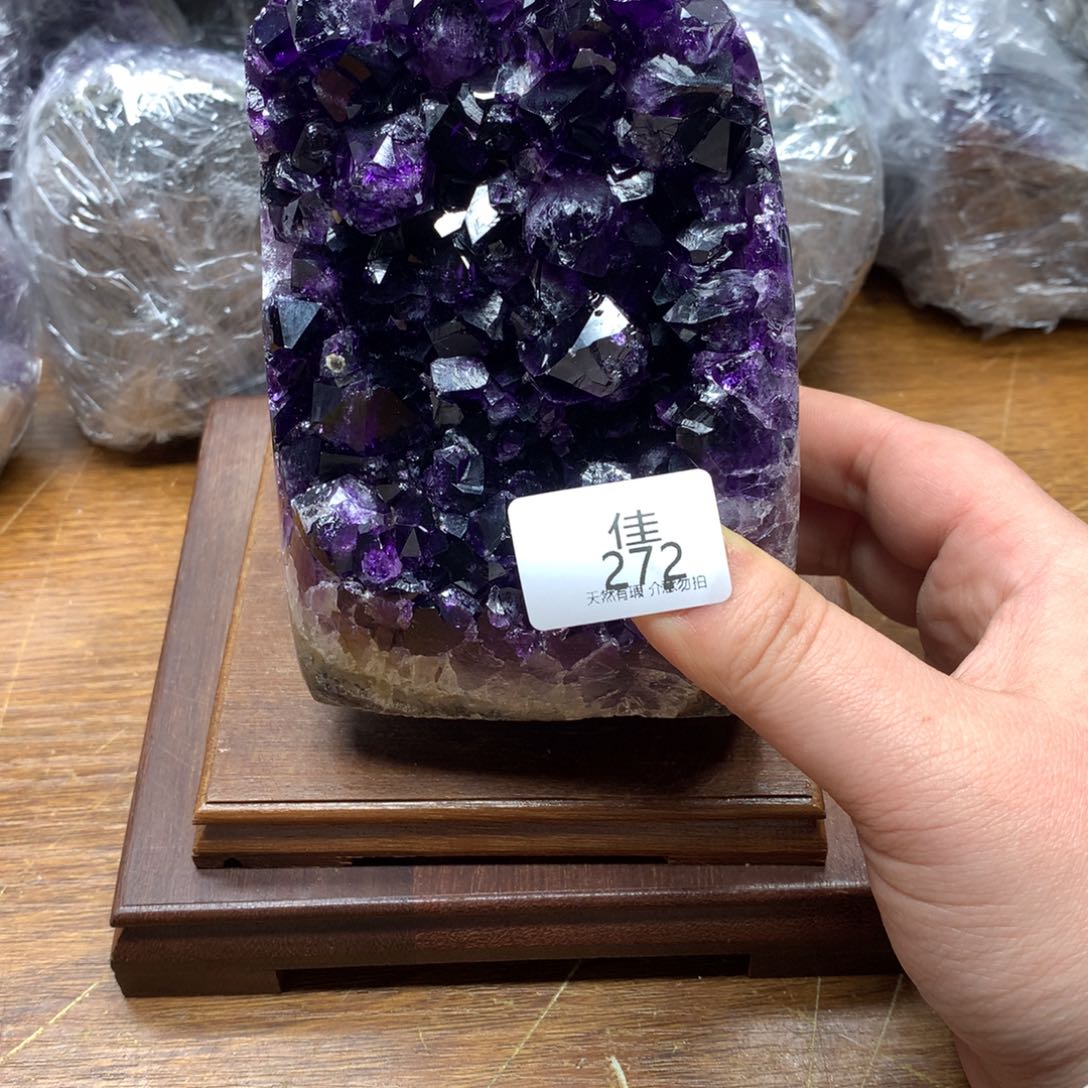 水晶大型摆件（非配饰）未镶嵌