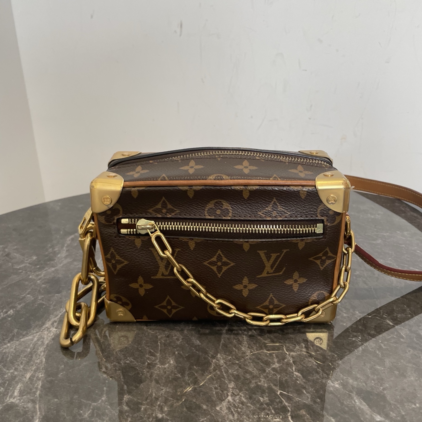 99新 LouisVuitton/路易威登    8343 soft trunk 金链大衣外套
