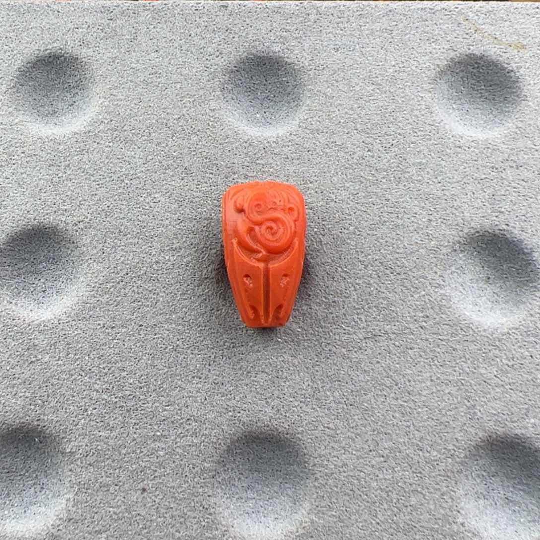 南红玛瑙【满肉龙纹三通9-10（适配5-7的串未镶嵌