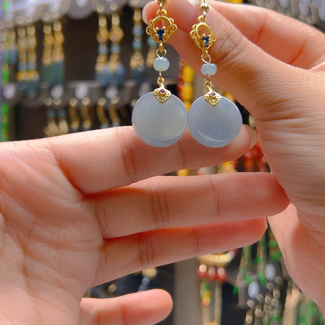 未镶嵌翡翠耳坠翡翠