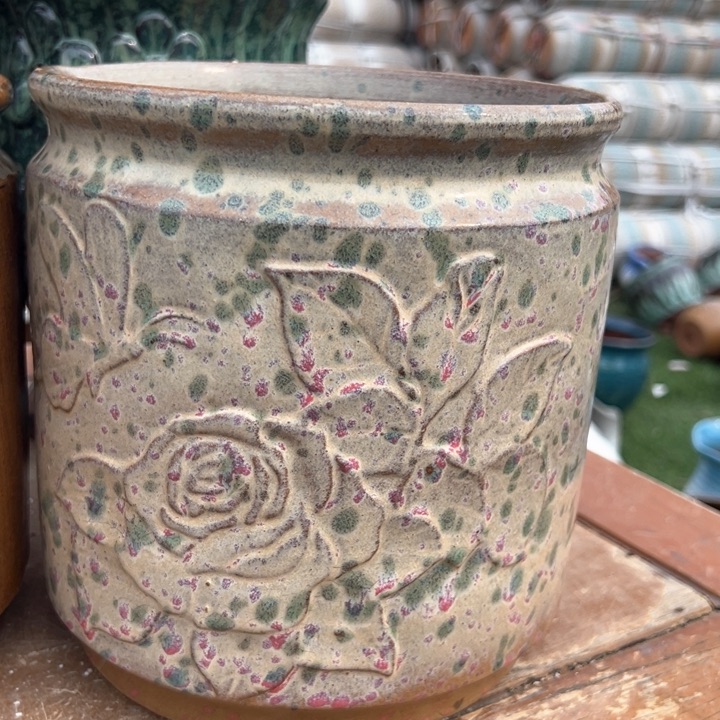 红陶口20高20。。。。。。