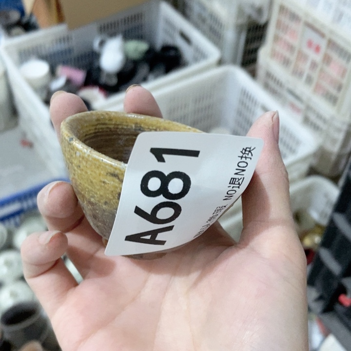 L***3茶具微瑕，介意勿拍