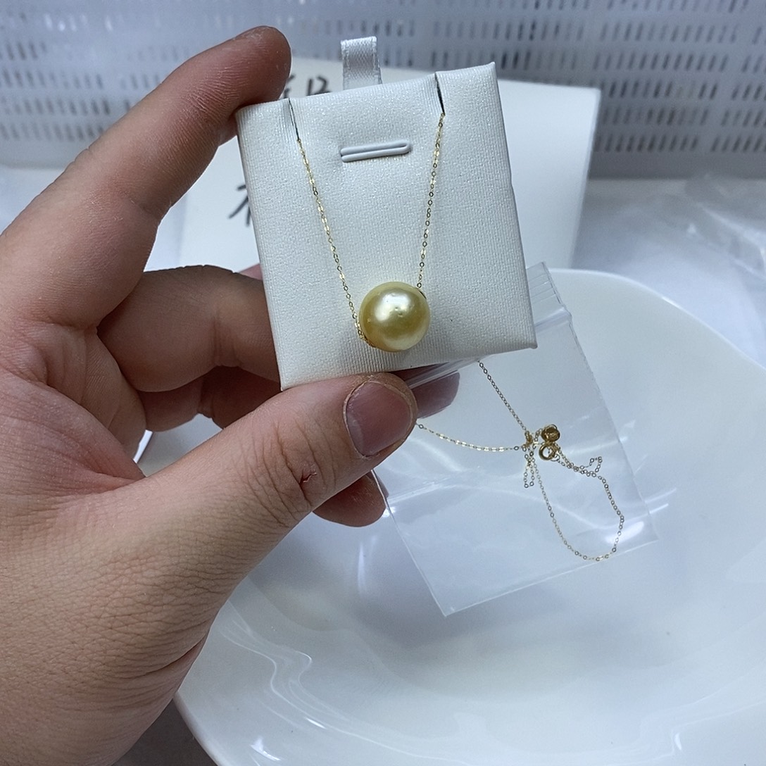 海水珍珠颈饰18K金镶嵌