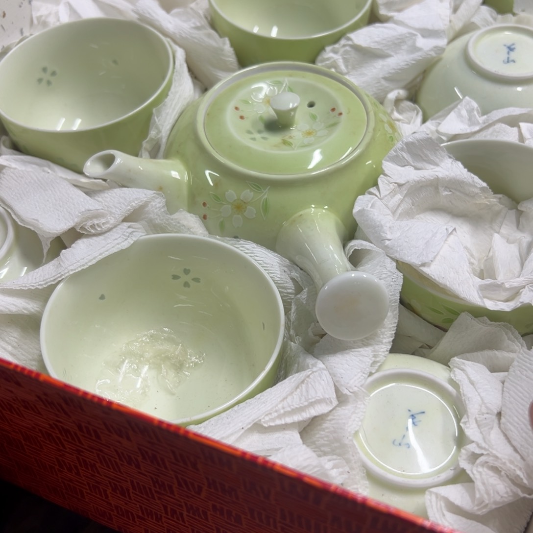 一壶十杯陶瓷茶一