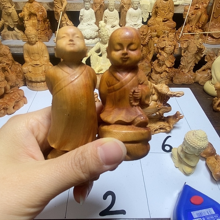 闲***来柏木（崖柏）小和尚