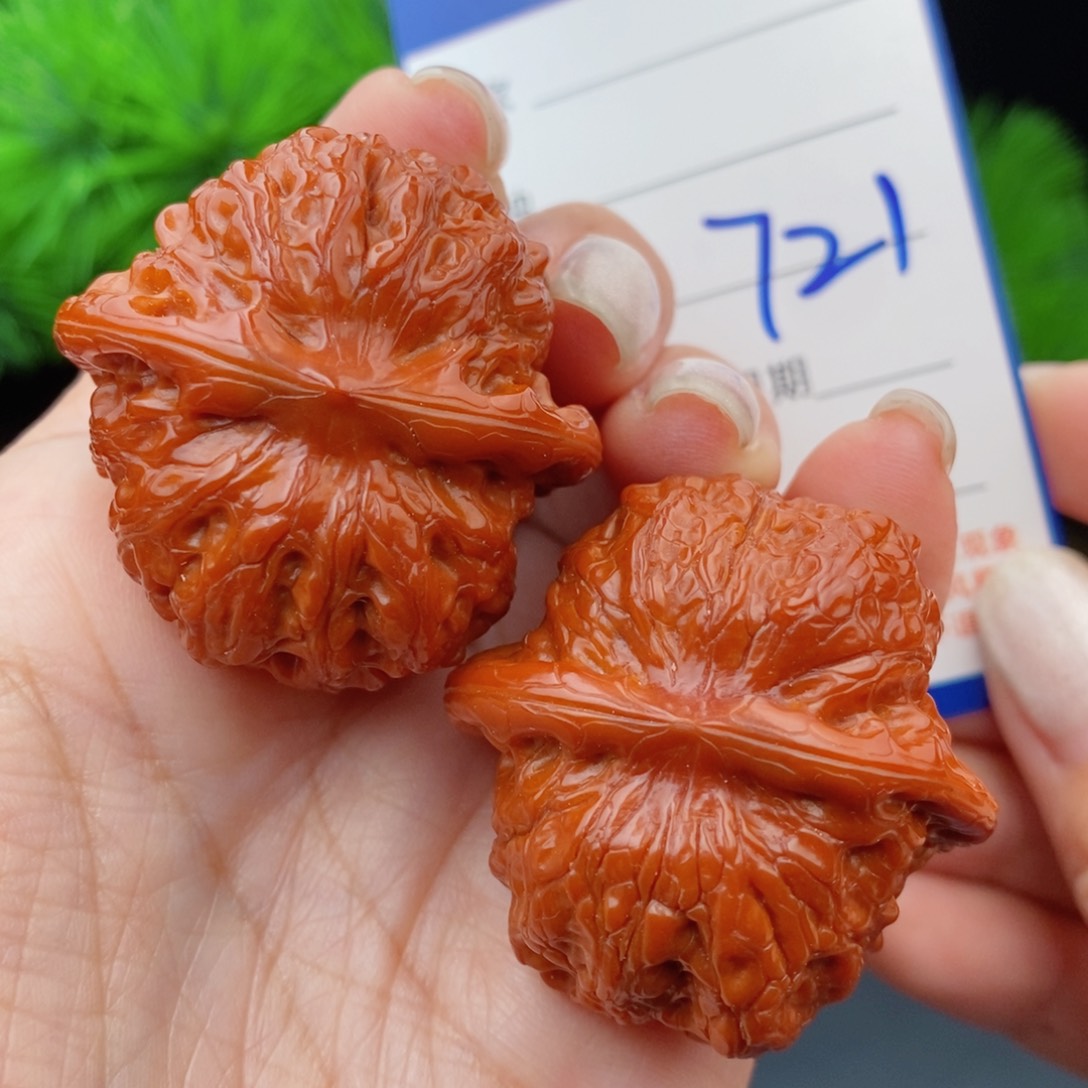 文玩核桃把件38血麒麟721