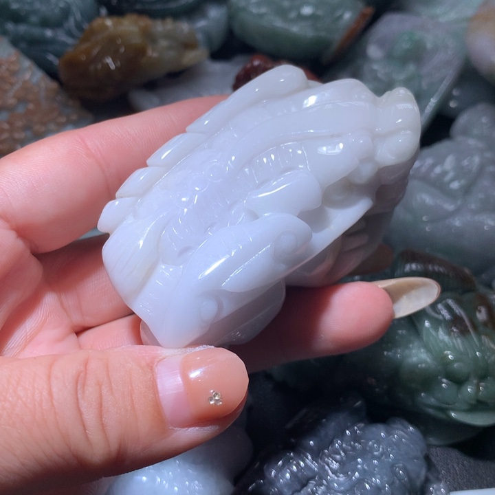 翡翠未镶嵌颈饰保真天然A货翡翠