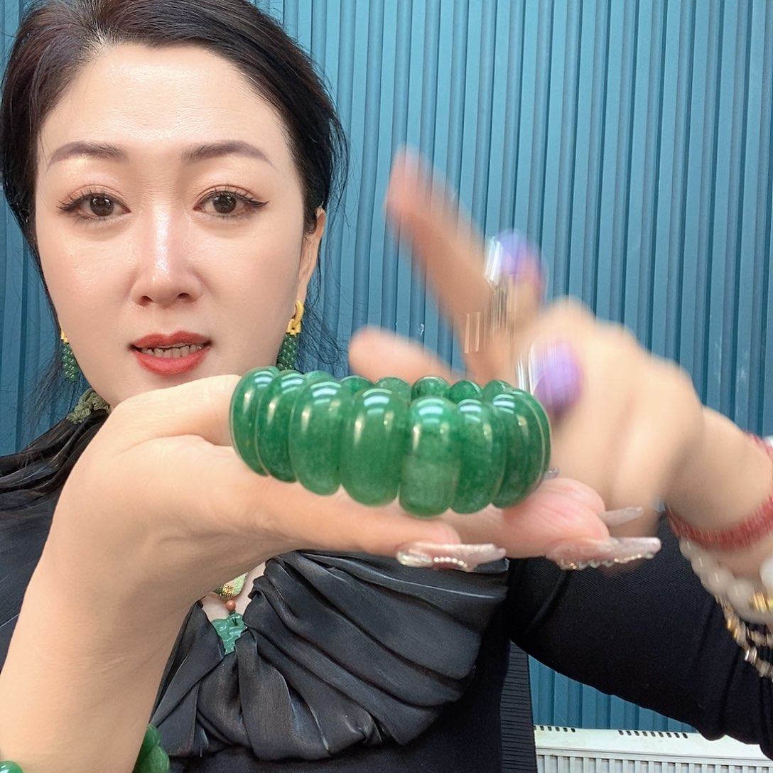 石英质玉手镯合金