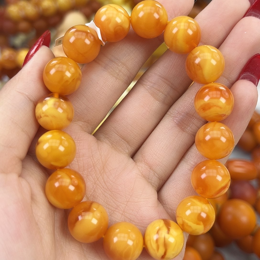 琥珀颈饰未镶嵌蜜蜡