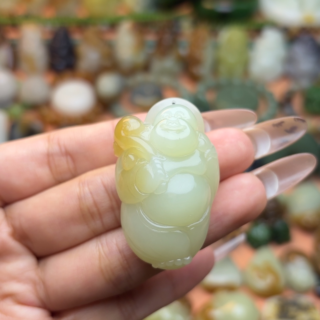 和田玉未镶嵌颈饰