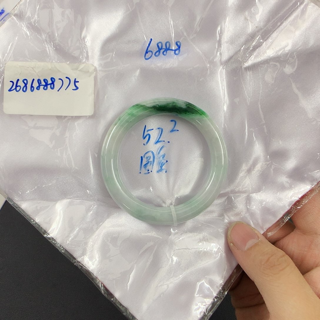 翡翠手镯未镶嵌天然缅甸翡翠手镯