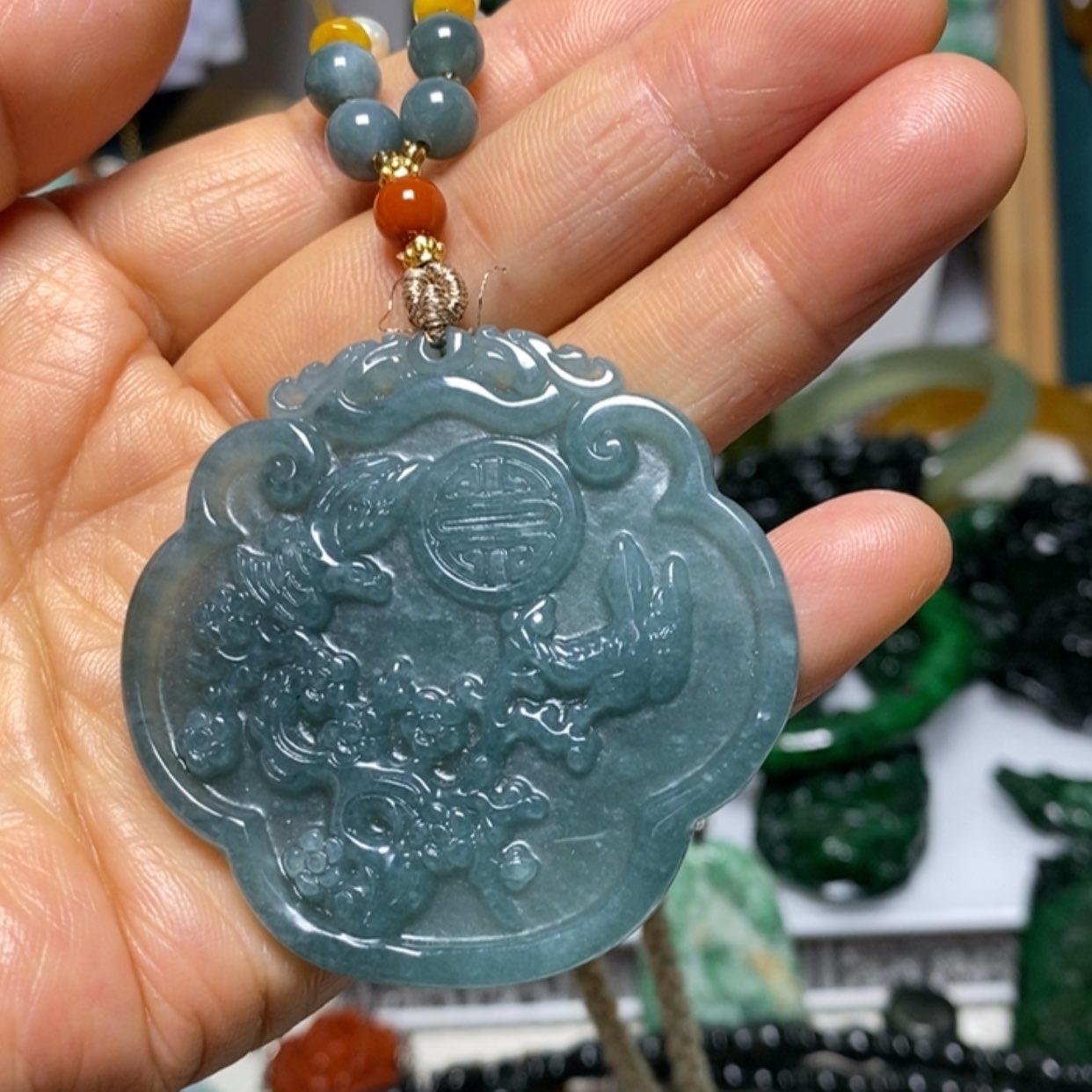 【闪购商品】翡翠未镶嵌吊坠(赠链)