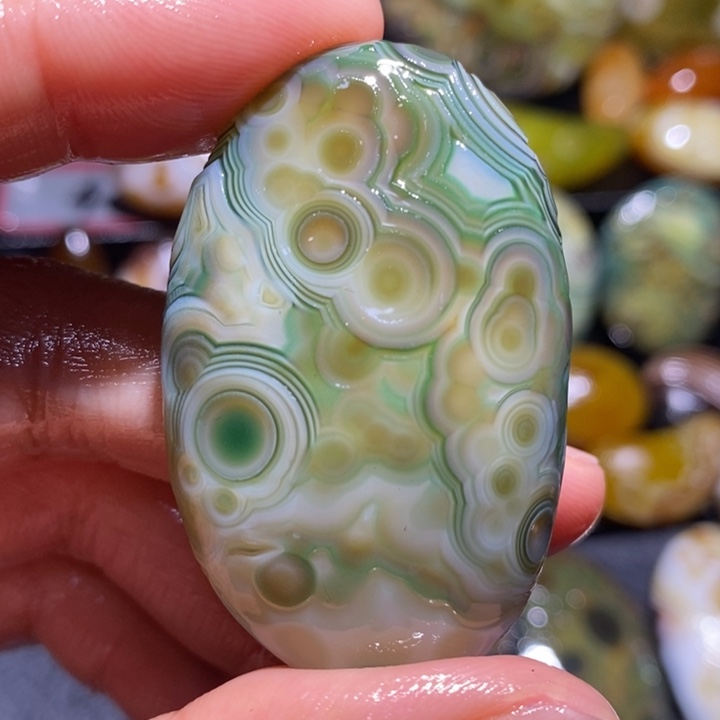 未镶嵌玛瑙/玉髓珠宝奇石