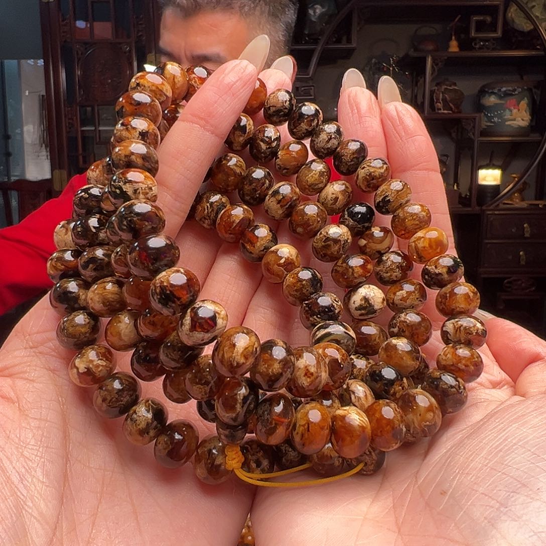 琥珀裸石未镶嵌抚顺琥珀30393。11mm