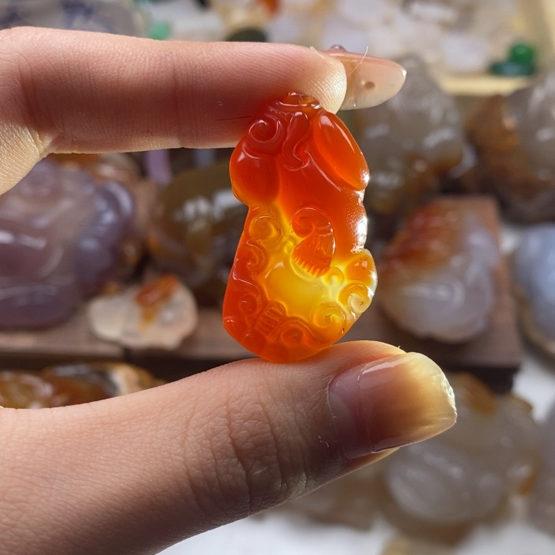 玛瑙/玉髓未镶嵌颈饰