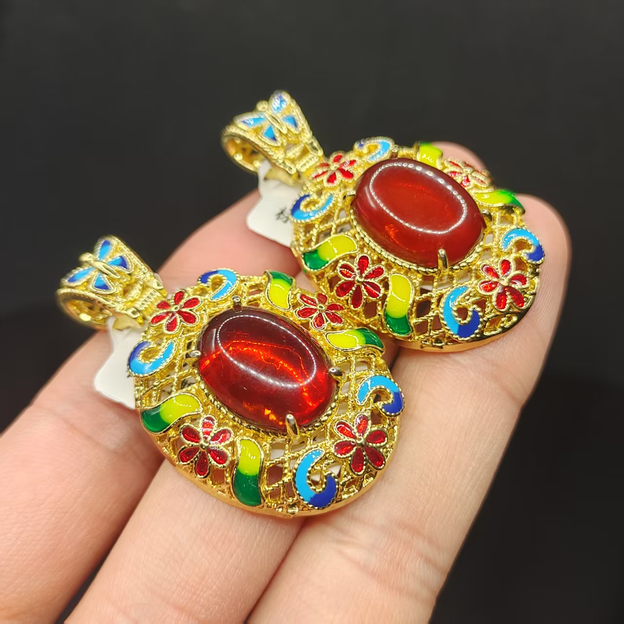 【龙龙严选】琥珀鸽子蛋面吊坠赠链GS【多样性发其一】约15-12mm