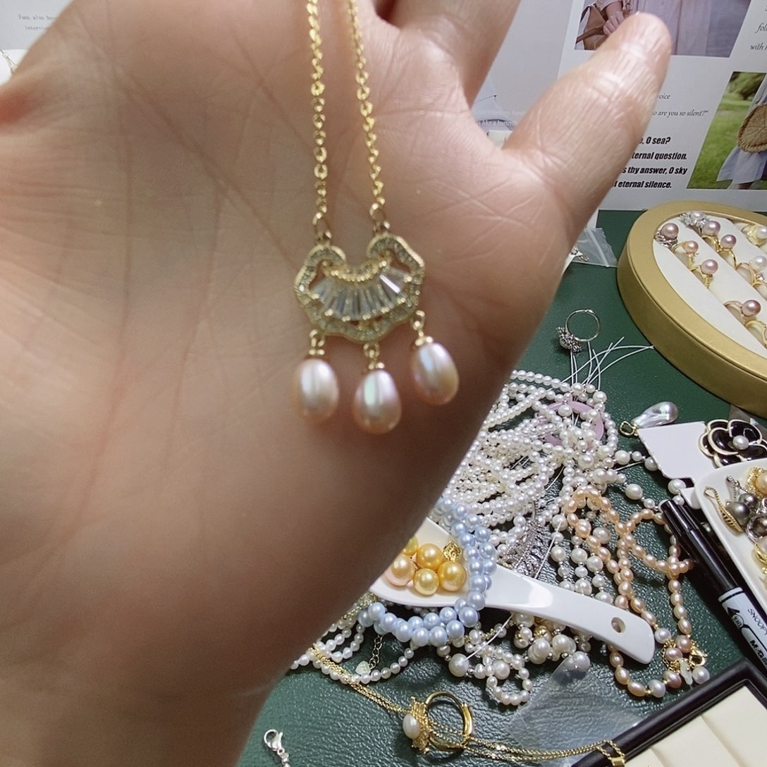 未镶嵌耳饰淡水珍珠