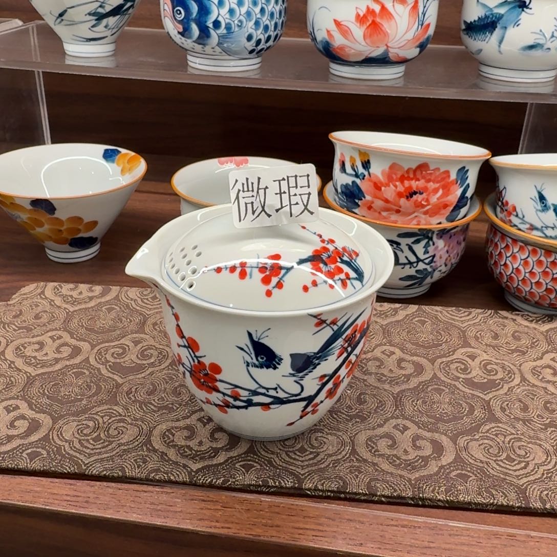 釉下手绘茶具微瑕