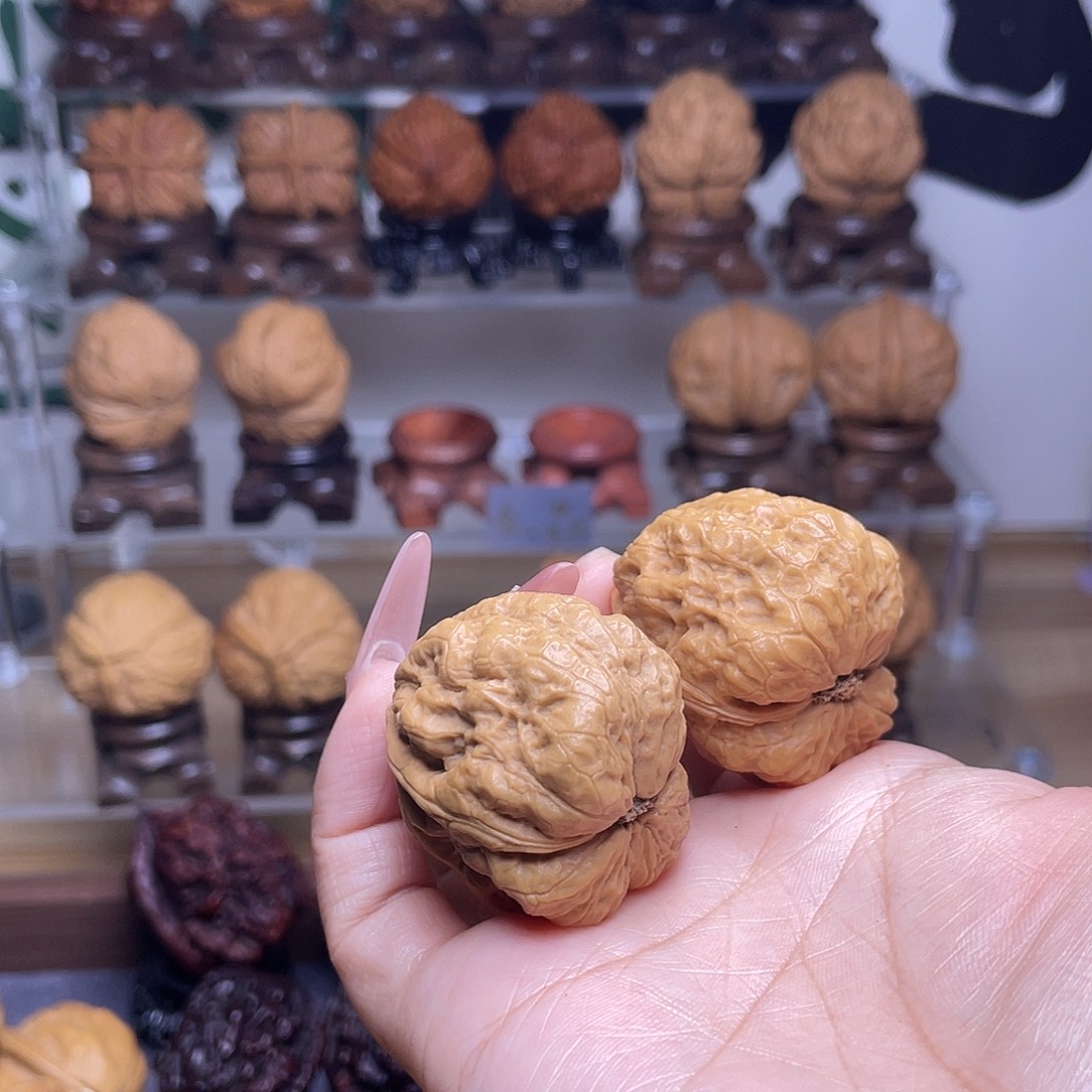 满***星文玩核桃把件4 ……三角蛙