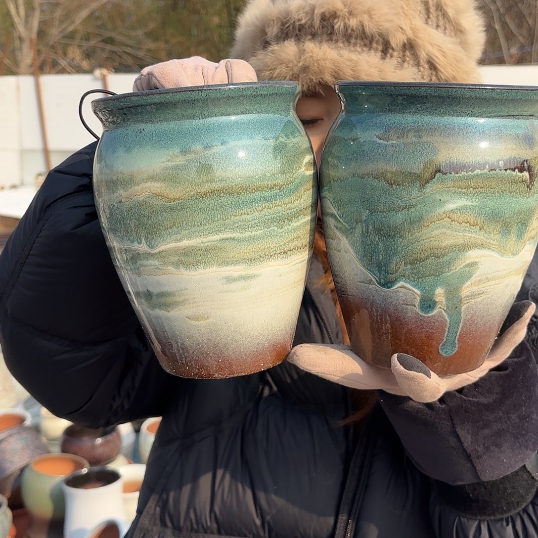 口径14高18两个山水画