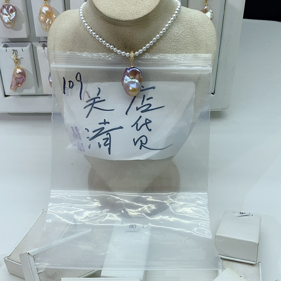 淡水珍珠颈饰合金