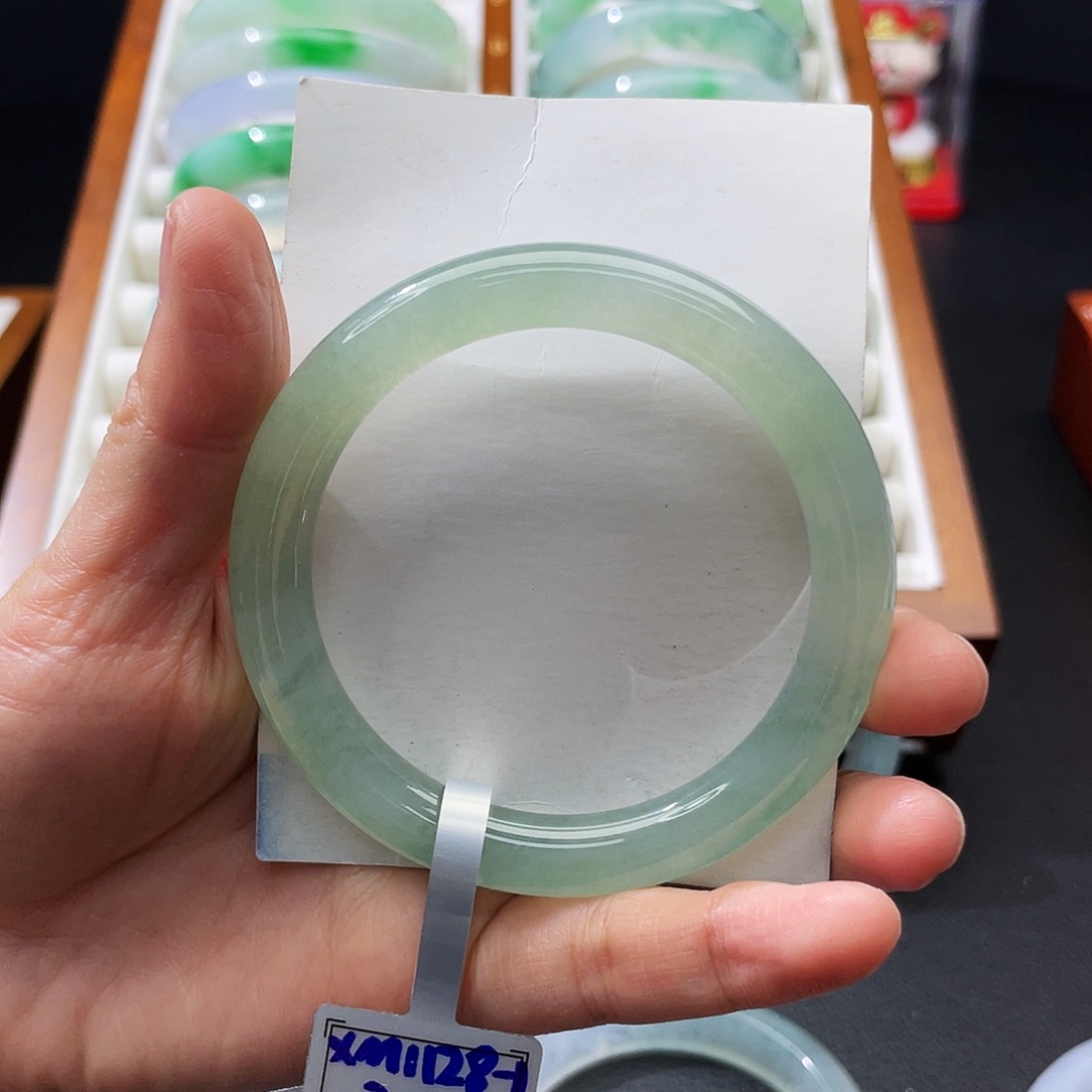 翡翠未镶嵌手镯53冰晴绿