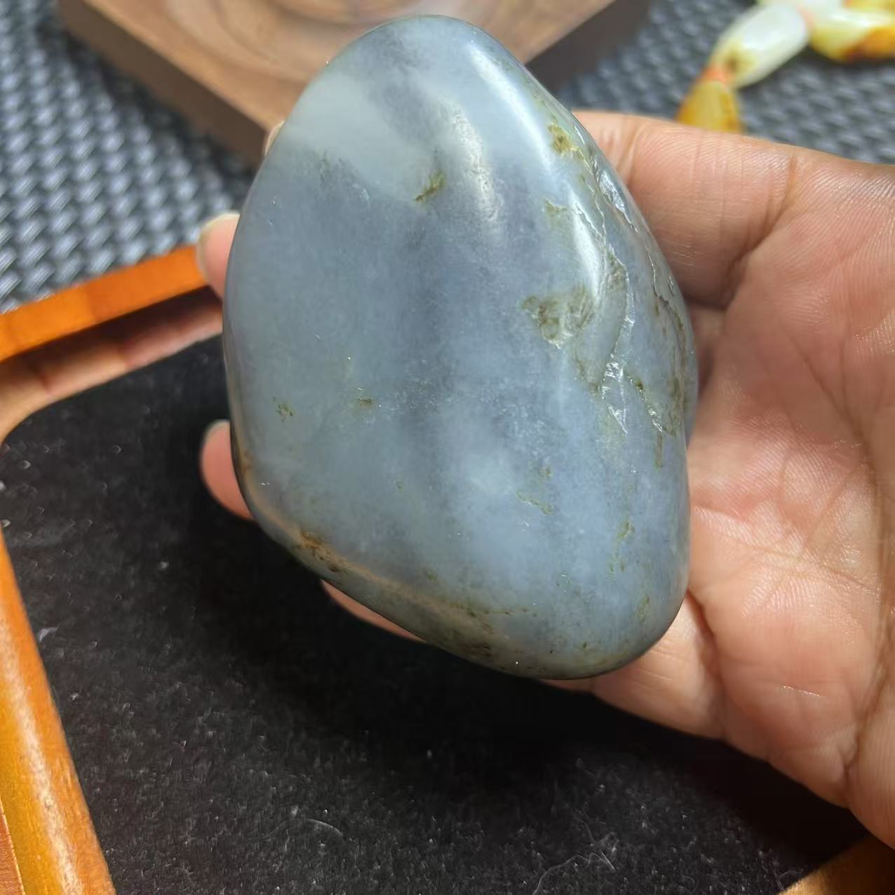 和田玉原石天然吊坠休闲百搭款