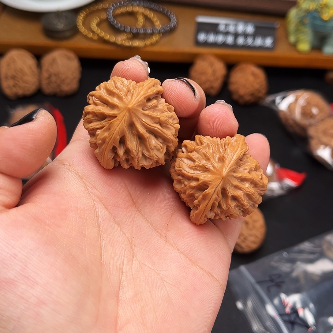 B***t吊坠文玩核桃龙门涧258
