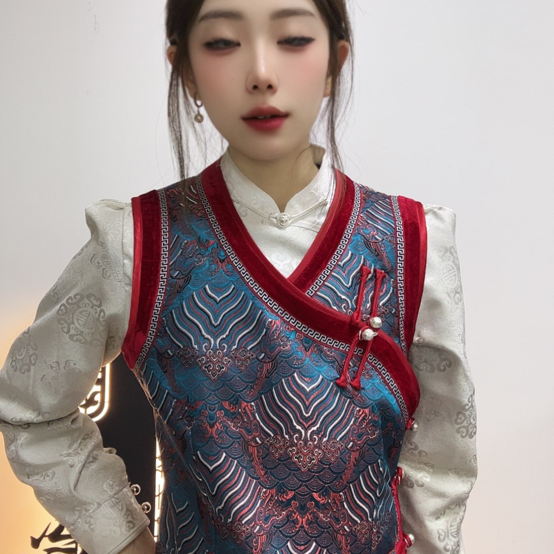 闪电购女装孔雀蓝马甲L