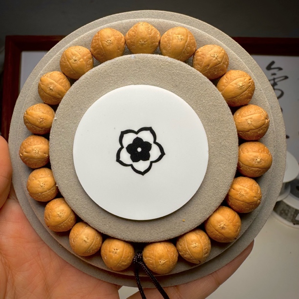 喜鹊五号12mm20颗，编号28尼泊尔凤眼菩提