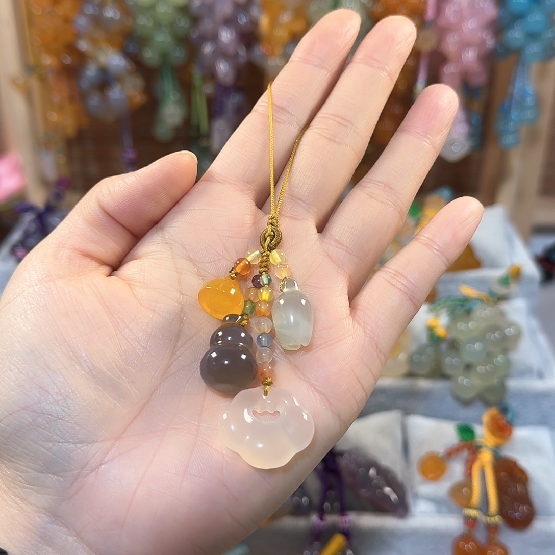 玛瑙/玉髓手机挂件福利通货料子不挑不拣随机发货未镶嵌