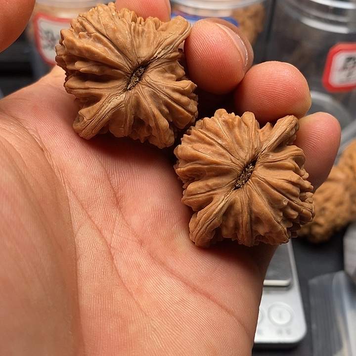 文玩核桃把件四座楼41